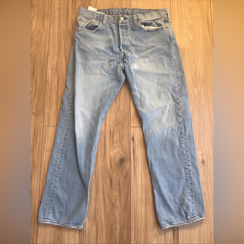 VTG Levis 501 Jeans Mens 34x29 Blue Medium Wash Straight Leg Button Fly Y2K